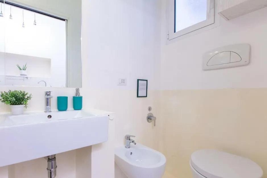 Piazza Martiri Flat Apartment Cagliari Ngoại thất bức ảnh